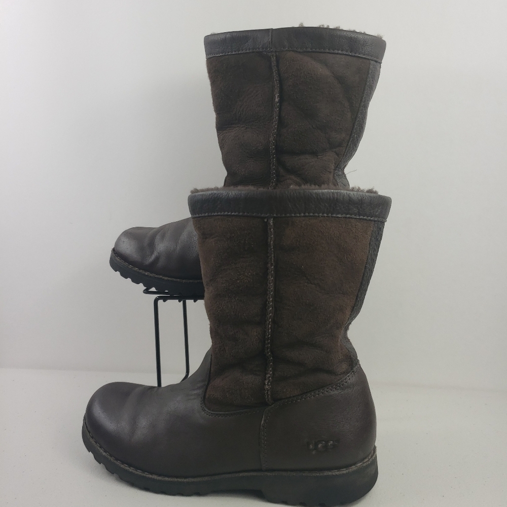 UGG Australia Riverton Short Boots sz 6 - Picture 3 of 10